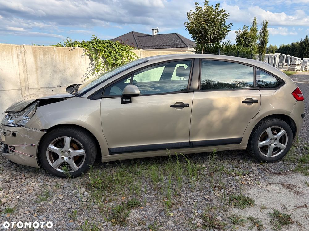 Citroën C4 1.6 16V Impress - 1