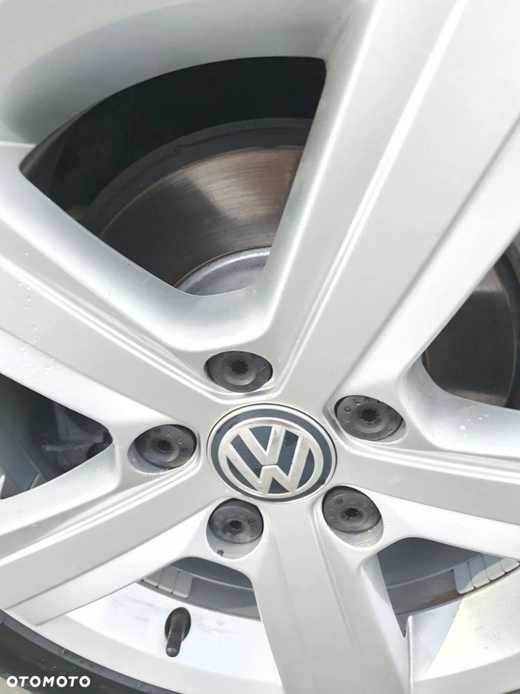 Volkswagen Golf 1.4 TSI BMT Highline - 18