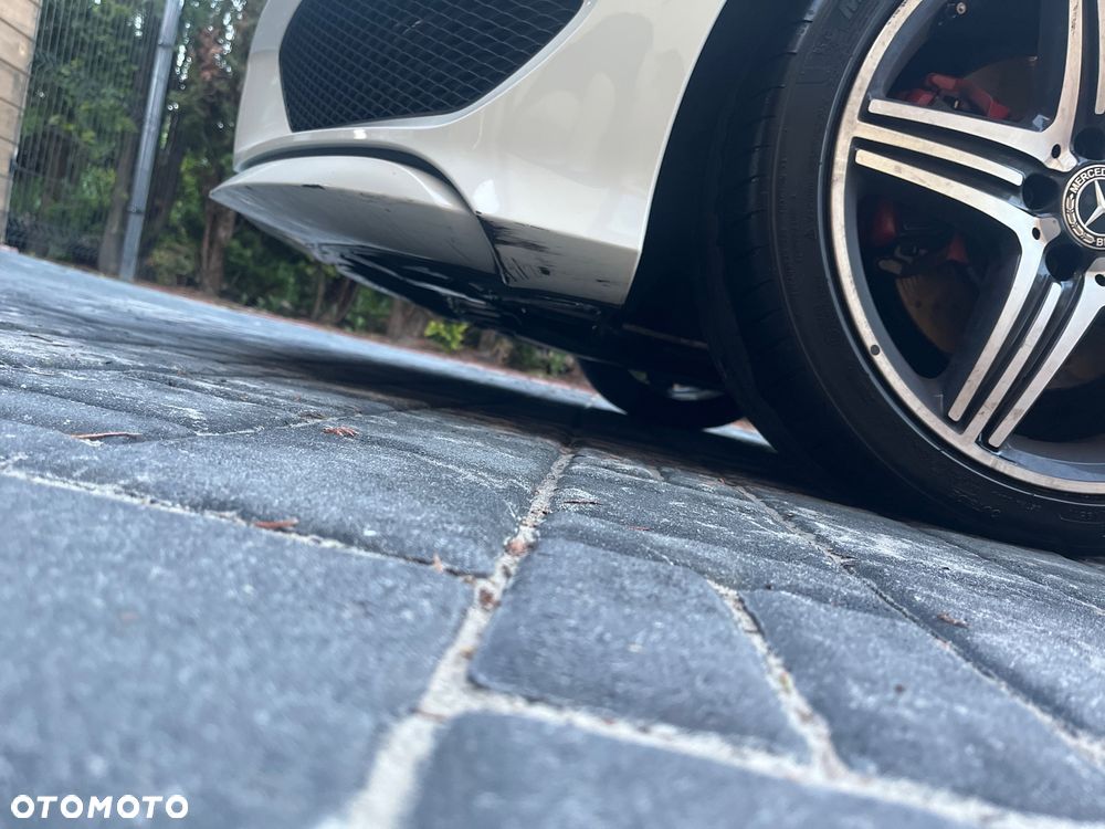 Mercedes-Benz CLA 250 4-Matic - 15