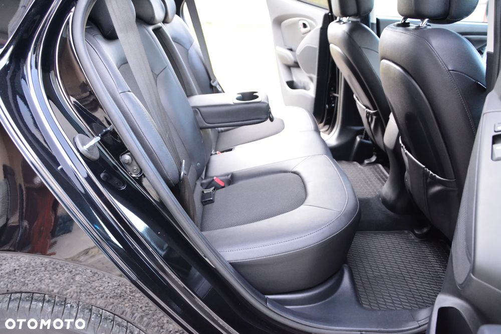 Hyundai ix35 1.6 2WD blue Trend - 24