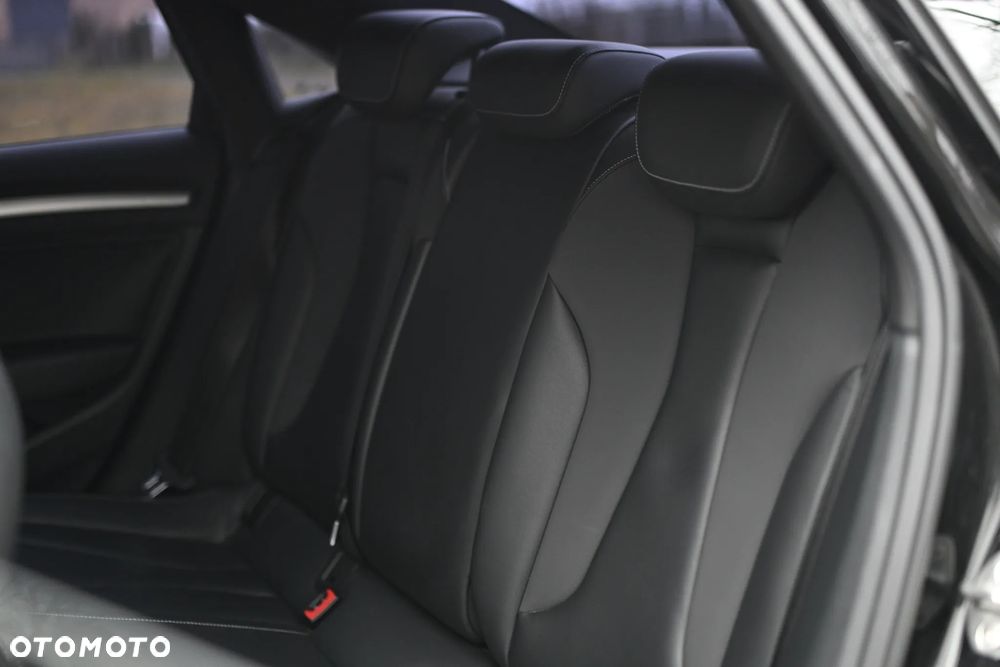 Audi A3 Limousine 2.0 TDI S line Sportpaket - 26