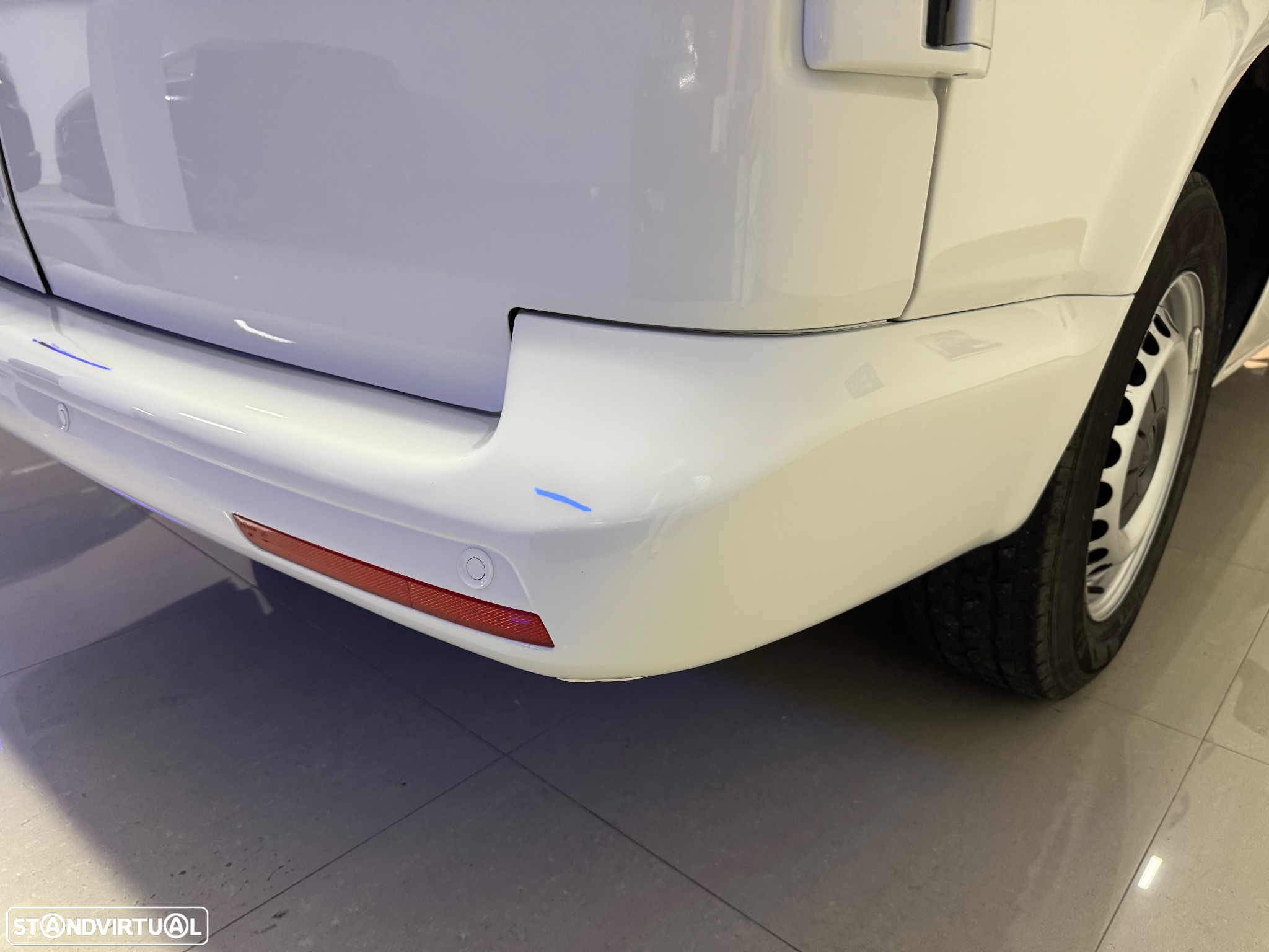 VW TRANSPORTER 2.0 TDI C/IVA BUSINESS AC OCASIÃO - 24
