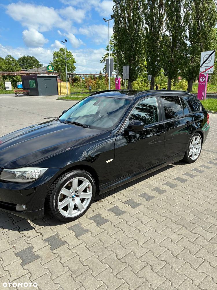 BMW Seria 3 318d - 5