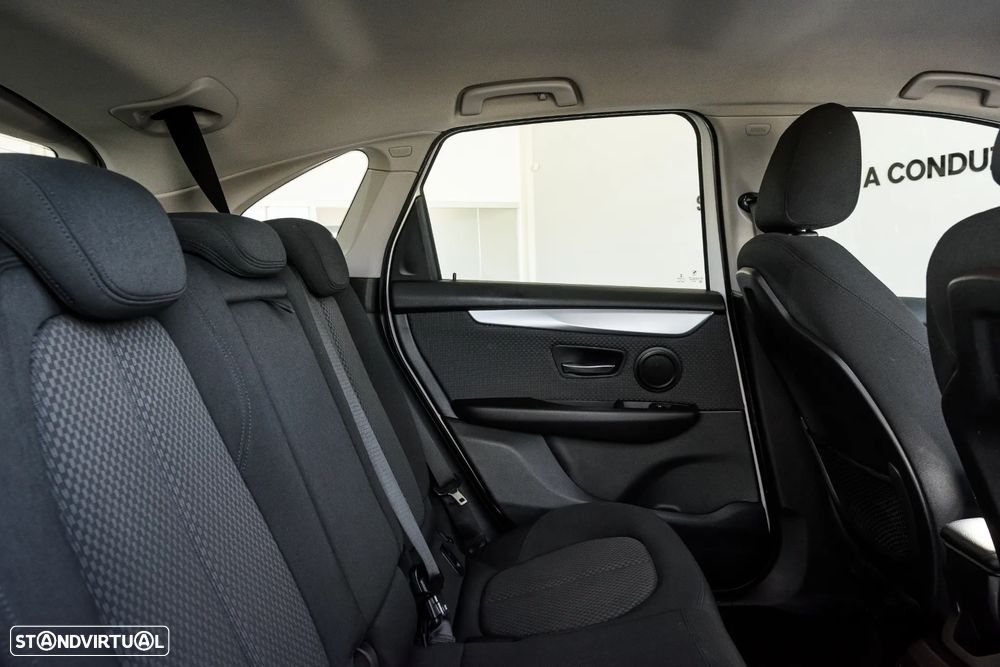 BMW 216 Active Tourer - 22