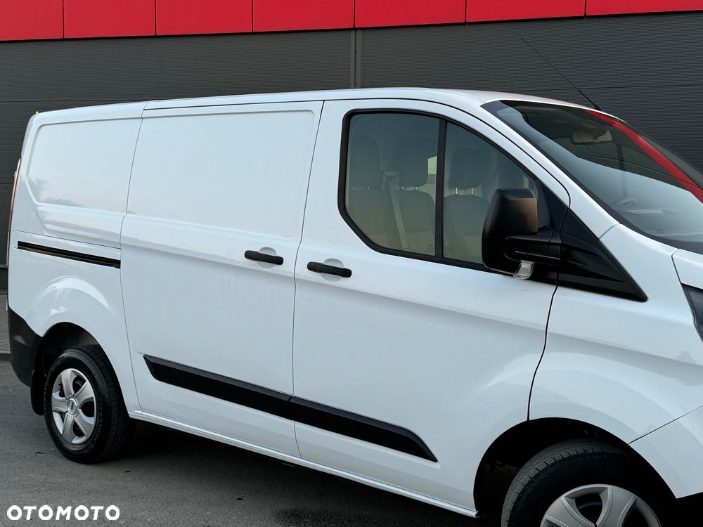 Ford Transit Custom - 12