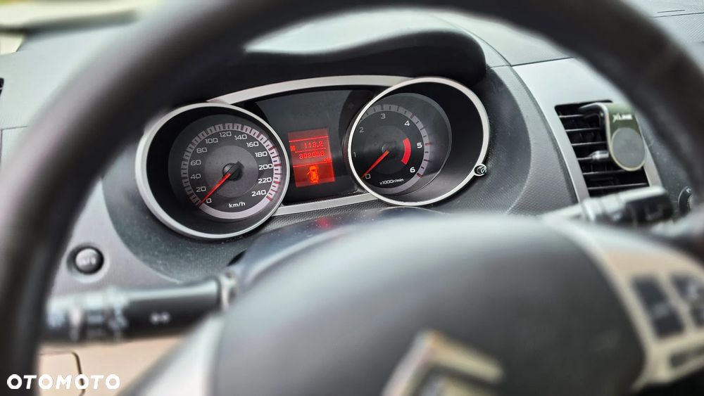 Citroën C-Crosser 2.2 HDi Exclusive - 22
