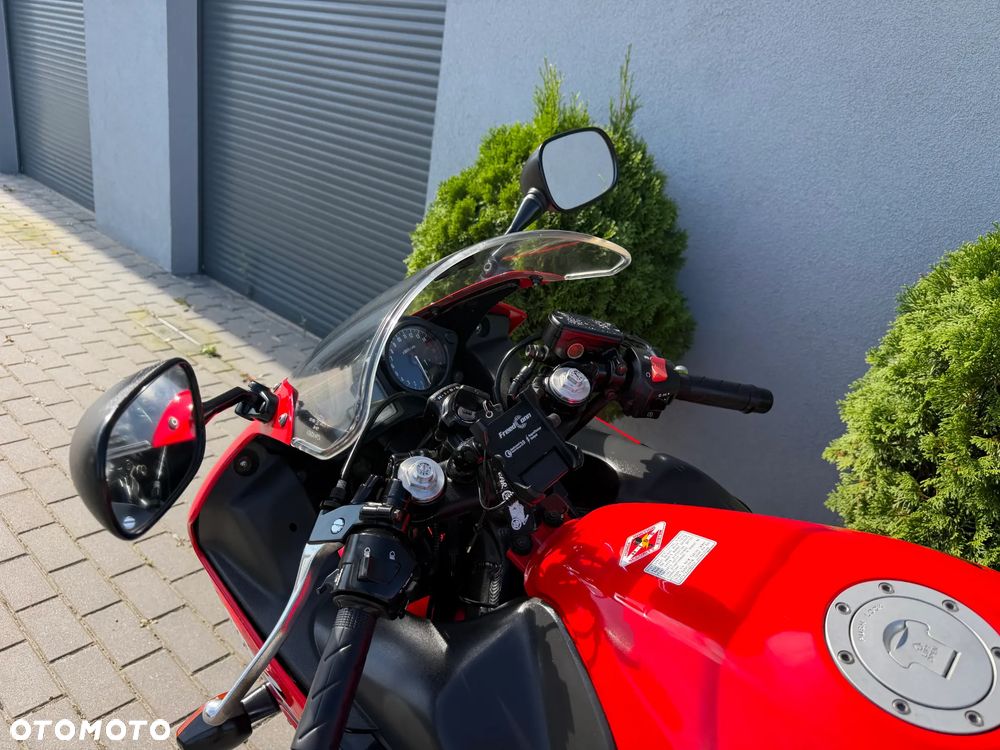 Honda CBR - 41