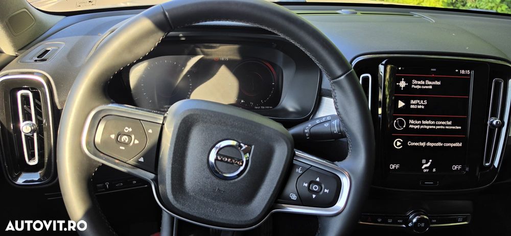 VOLVO XC40 2021 — imagine 5