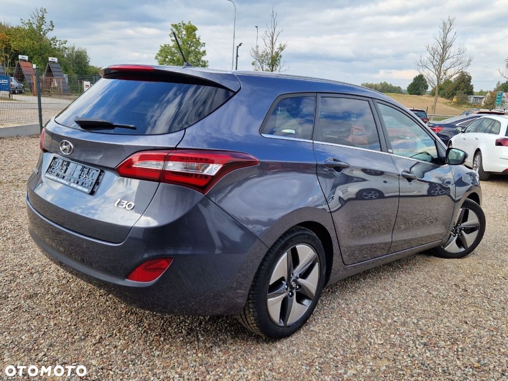 Hyundai i30 1.6 CRDI DCT Passion - 2