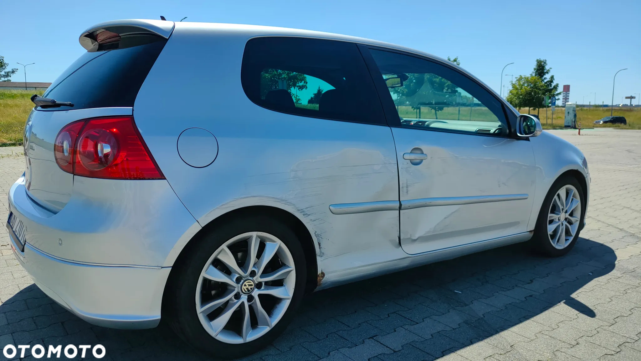 Volkswagen Golf 2.0 FSI Individual - 5