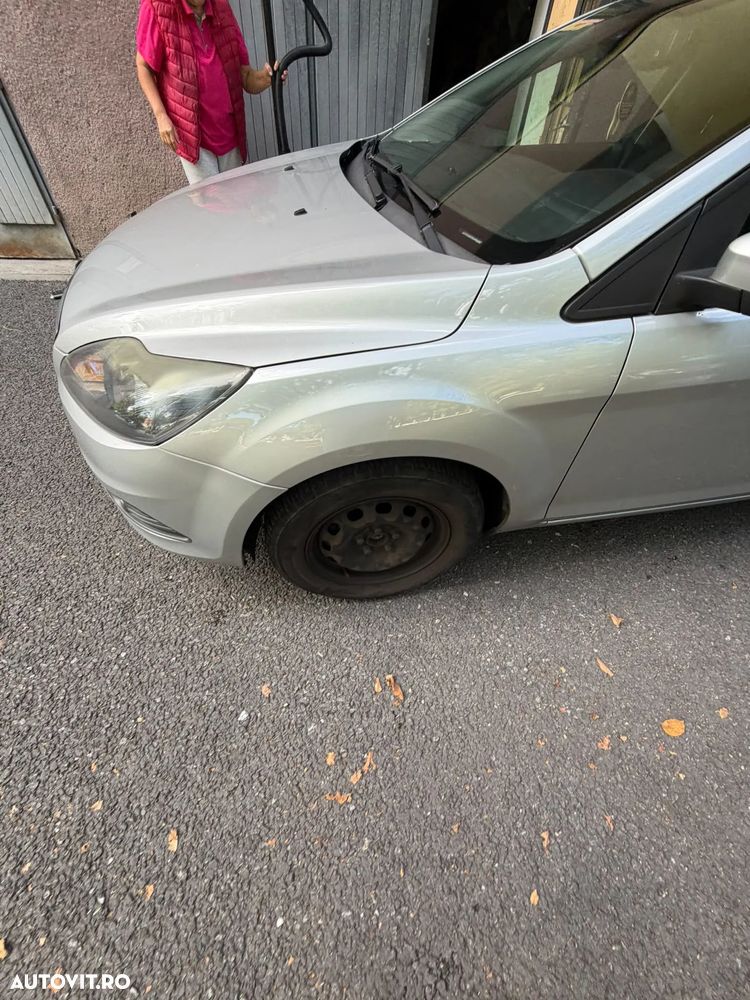 Ford Focus - 2