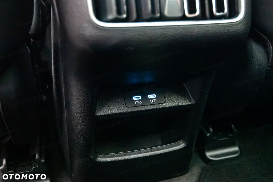 BYD Seal U - 26