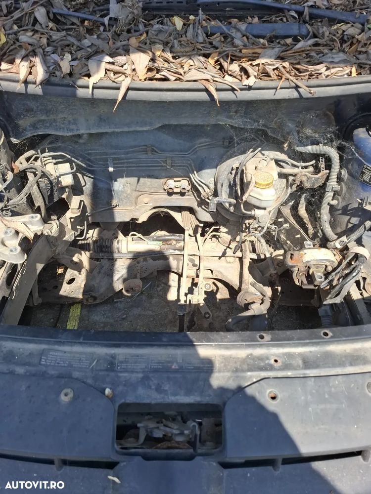 Dezmembrez Volkswagen Fox - 9
