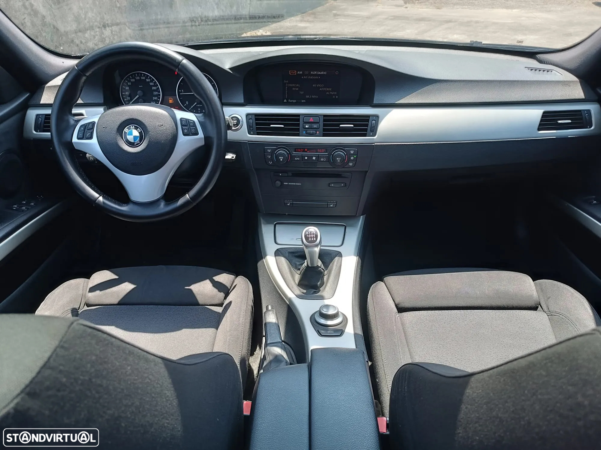 BMW 320 d Touring - 14