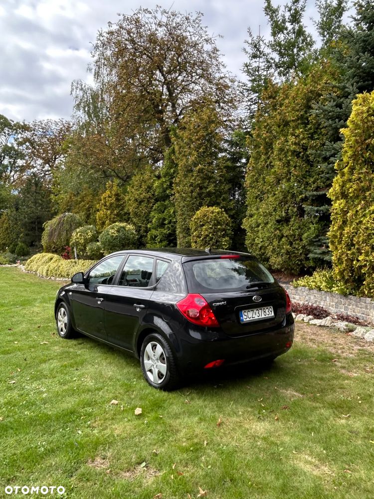 Kia Ceed Cee'd 1.4 Comfort - 3