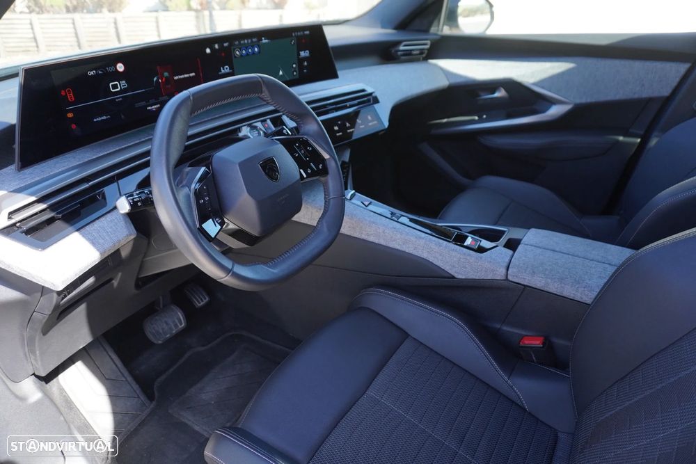 Peugeot 3008 1.2 Hybrid Allure e-DCS6 - 14