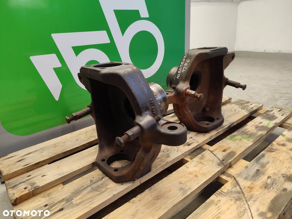 Zwrotnica Deutz Fahr 7250 TTV Agrotron (113 15) - 2