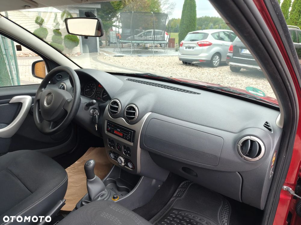 Dacia Sandero Stepway 1.6 - 25