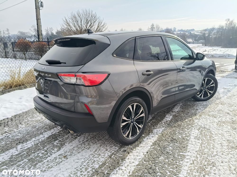 Ford Kuga 1.5 EcoBoost ST-LINE - 3