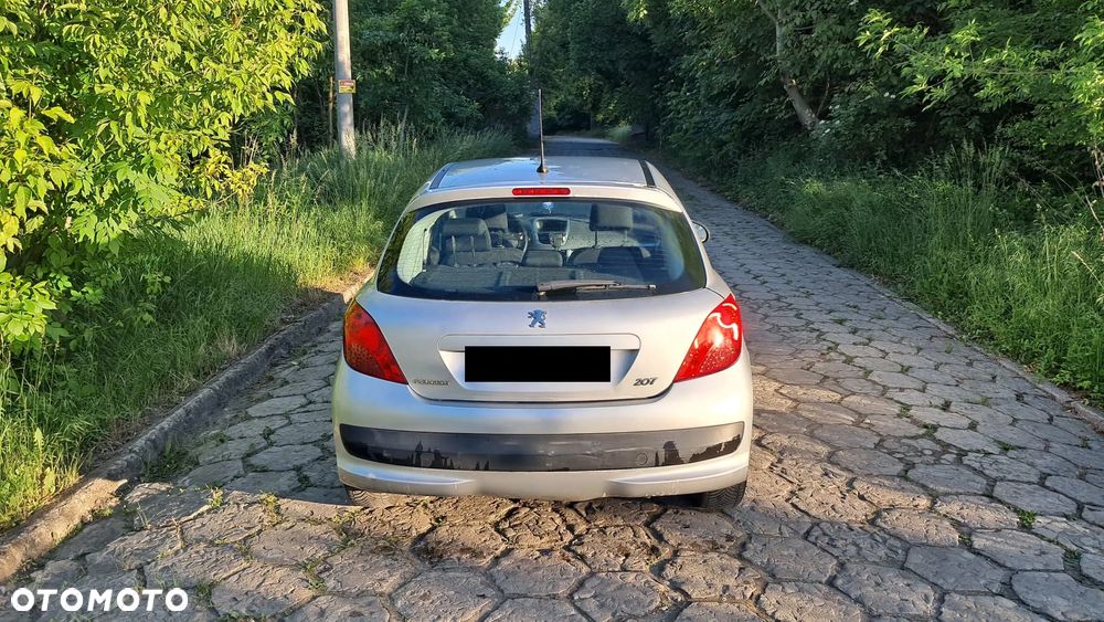 Peugeot 207 - 2