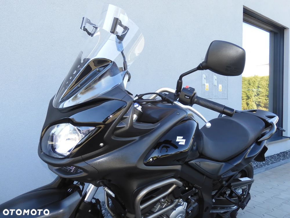 Suzuki V-STROM - 24