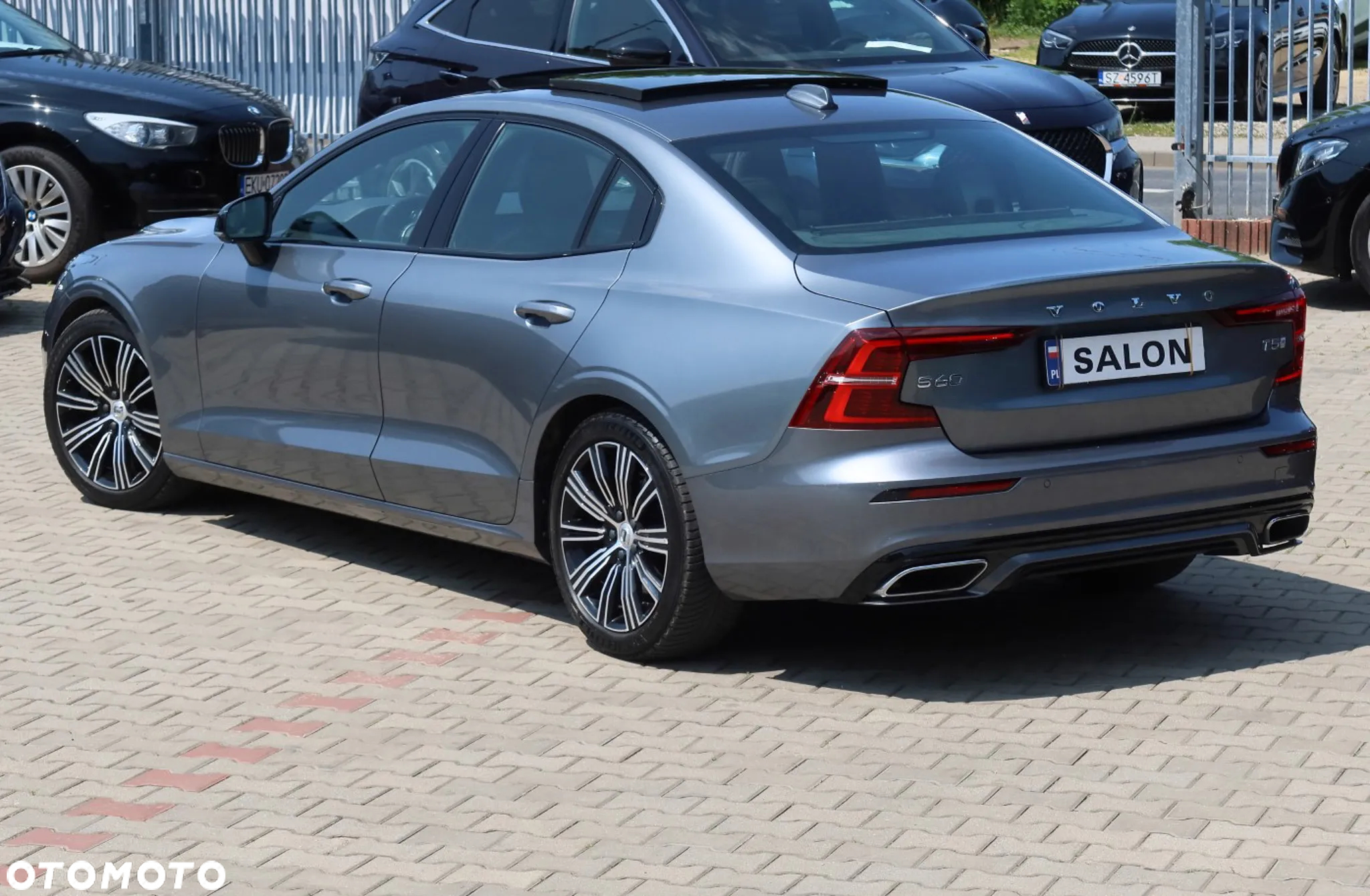 Volvo S60 T5 R-Design - 7