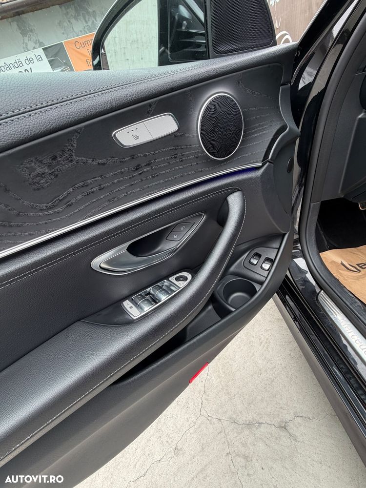 Mercedes-Benz E 300 9G-TRONIC AMG Line - 12