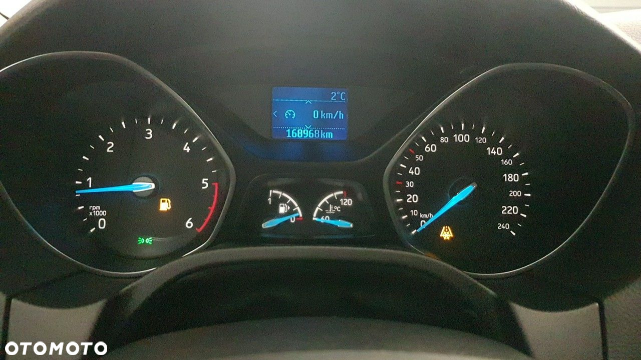 Ford Focus - 26