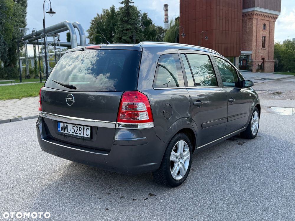 Opel Zafira 1.8 Family Plus - 12