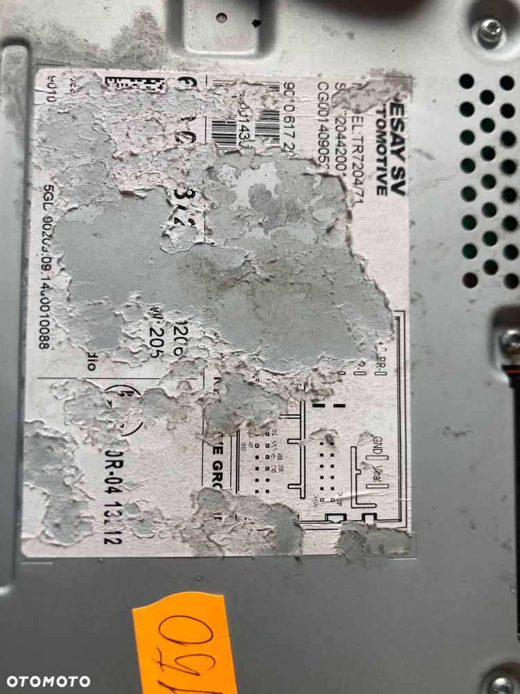 Fabryczne radio radioodtwarzacz z półką Skoda Fabia III 6V0035872 - 4