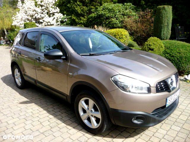 Nissan Qashqai+2 2.0 Tekna Premium - 1