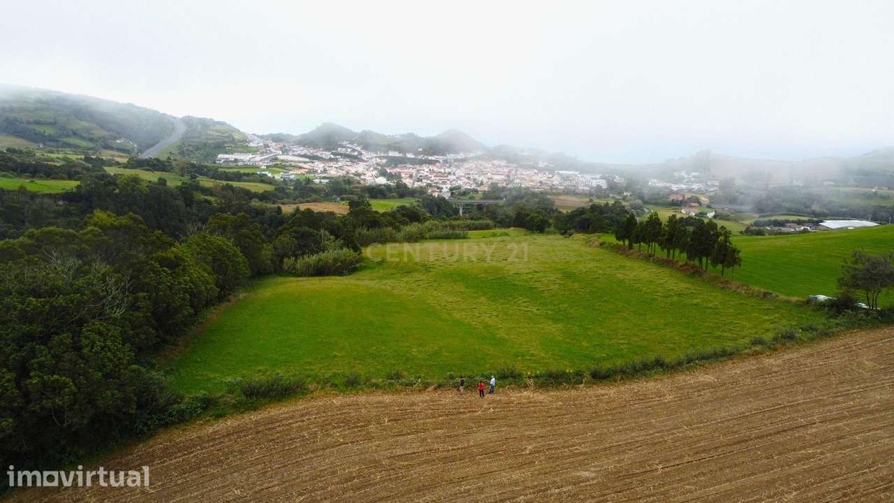 Terreno Agrícola com 32.520 m² em Água de Pau, Lagoa - Grande imagem: 5/7