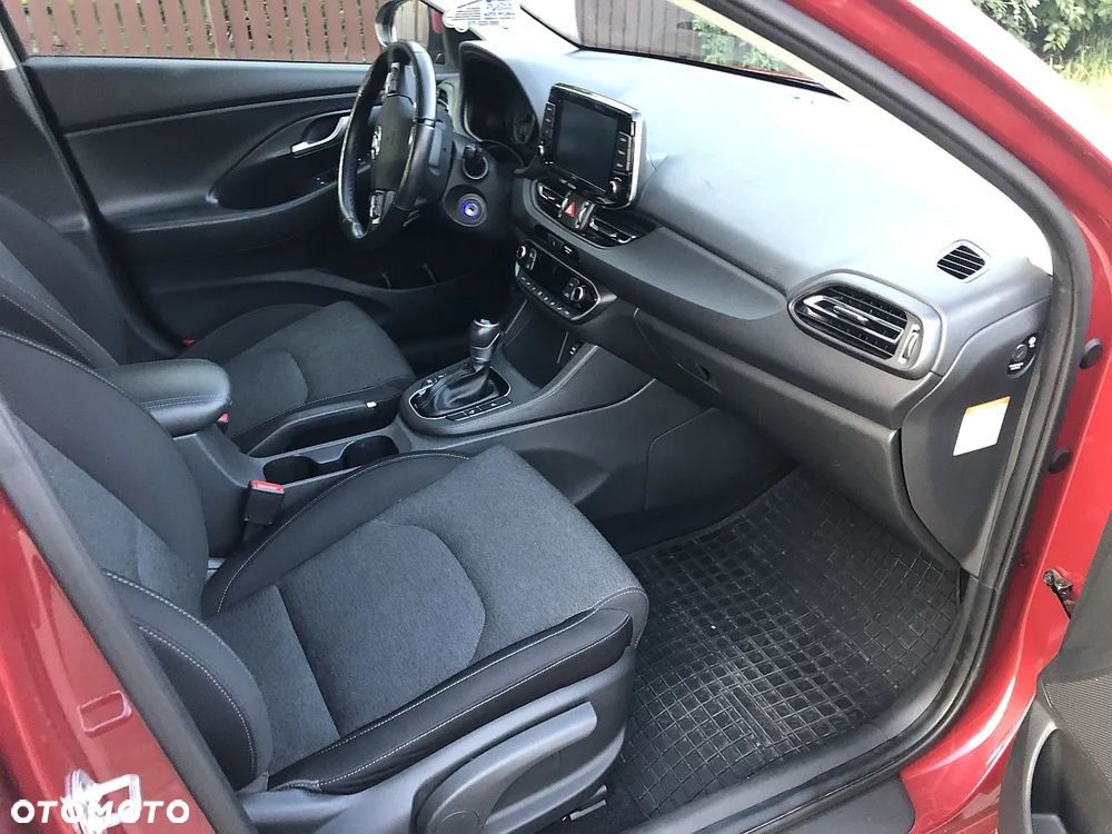 Hyundai i30 1.5 T-GDI 48V Premium DCT - 14