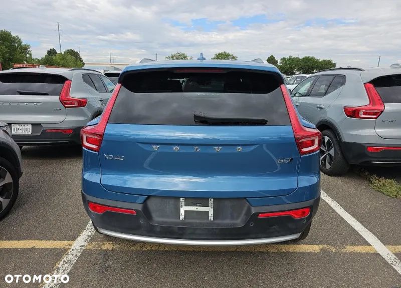 Volvo XC 40 - 6