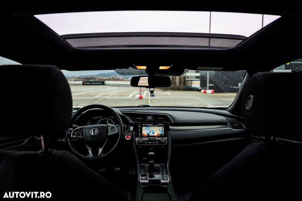 Honda Civic 1.5 VTEC Turbo Sport Plus - 32