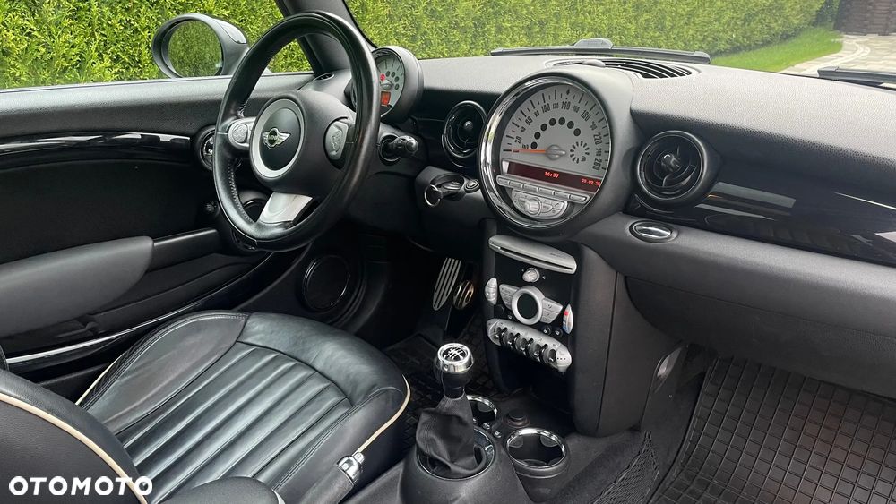 MINI Cooper S Standard - 13