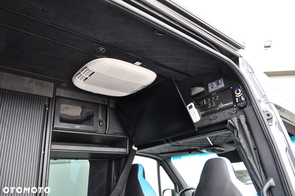 Mercedes-Benz Sprinter 319 Kamper - 31