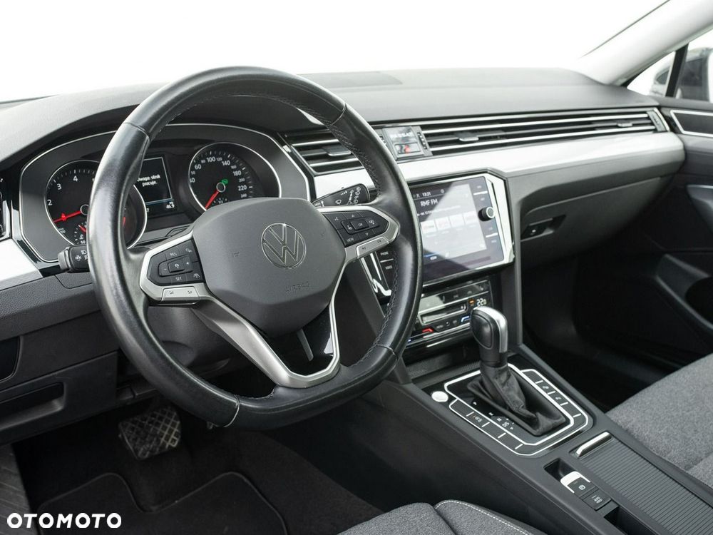 Volkswagen Passat - 7