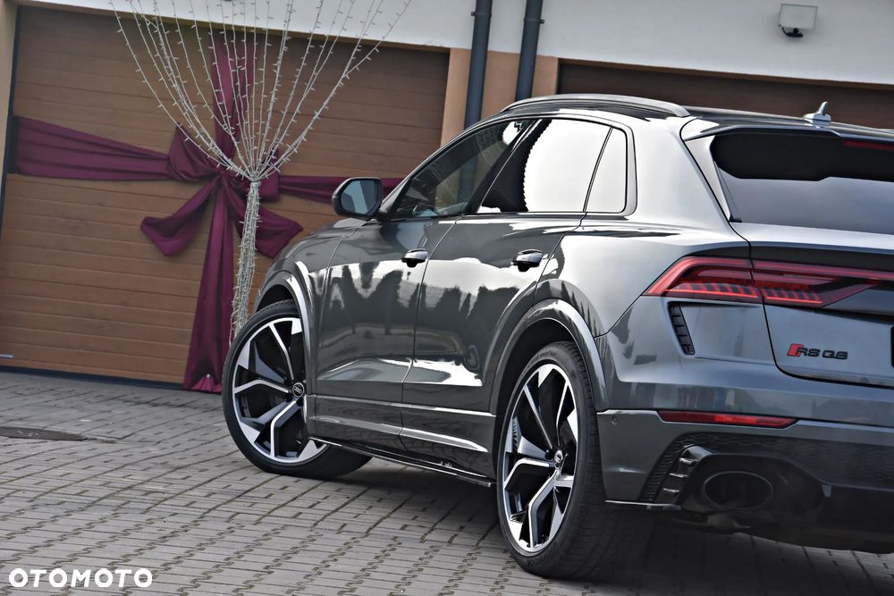 Audi RS Q8 - 4