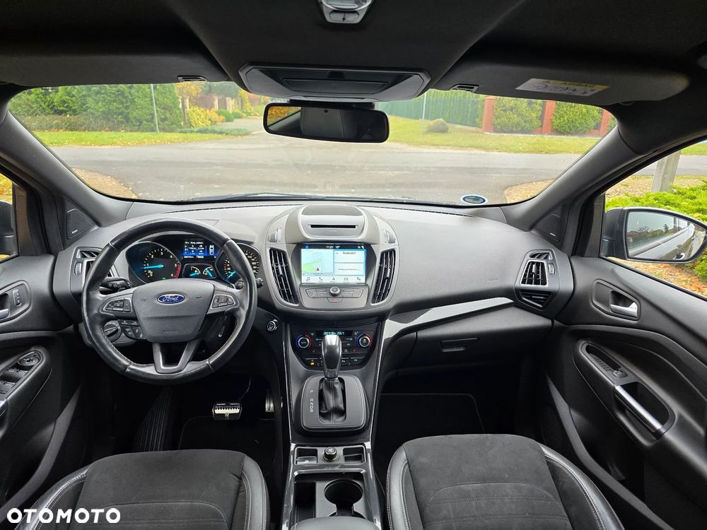 Ford Kuga 2.0 TDCi AWD ST-Line - 11
