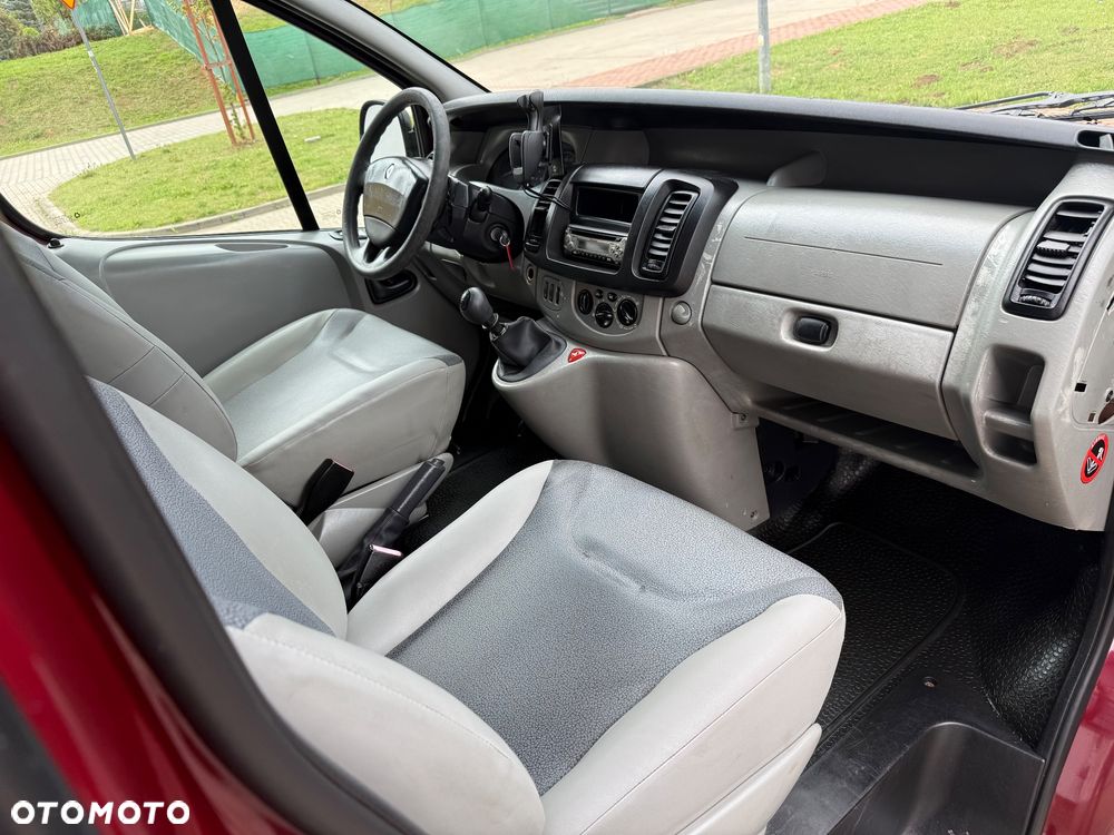 Renault Trafic 2.5 dCi L2H1 - 6