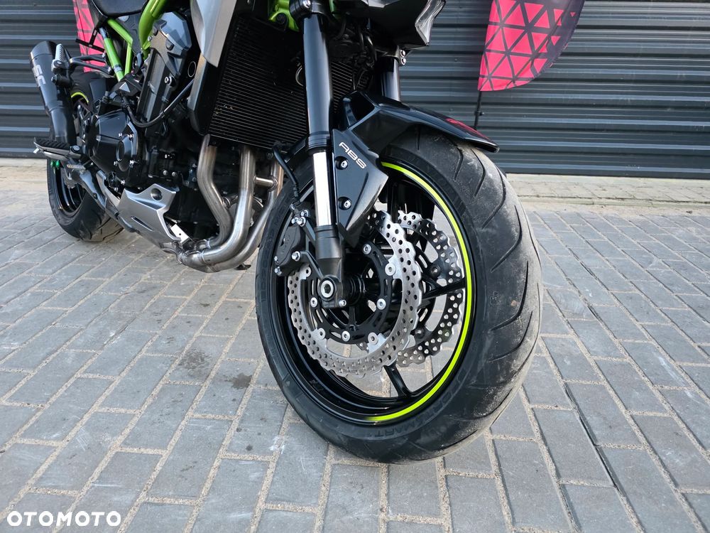 Kawasaki Z 900 - 24