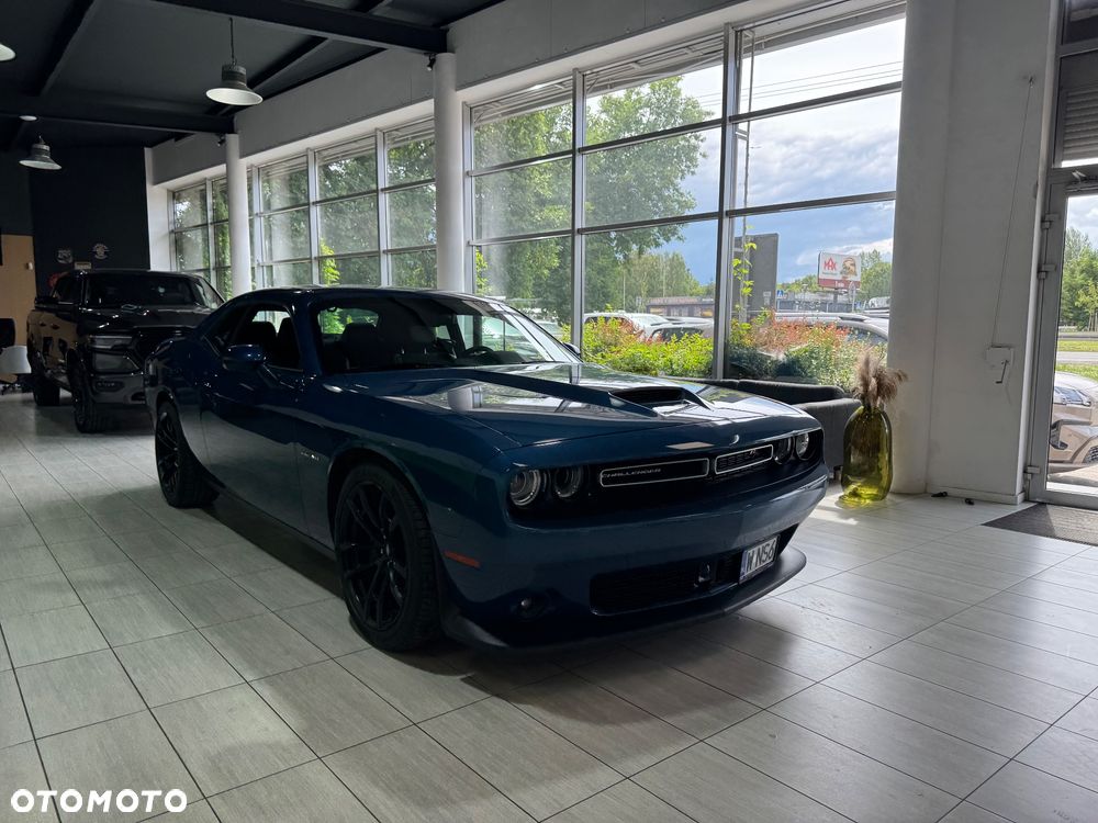 Dodge Challenger 5.7 R/T - 5