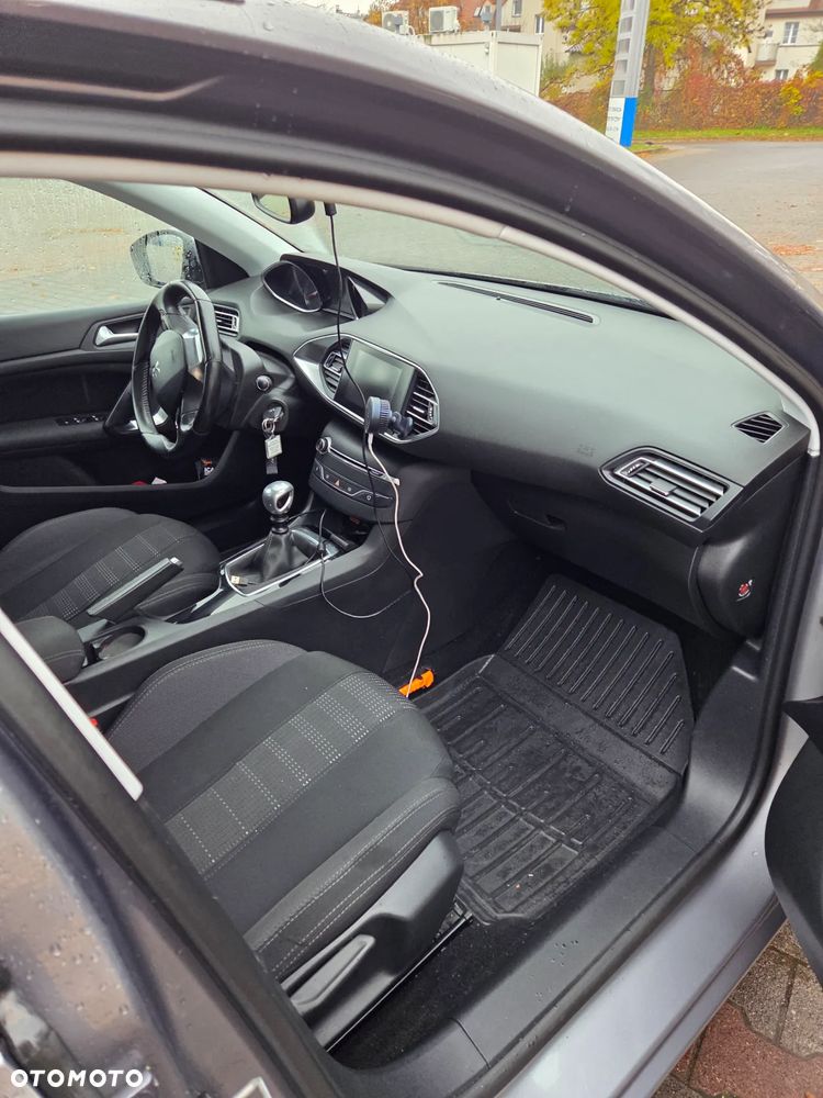 Peugeot 308 1.6 BlueHDi Active S&S - 8