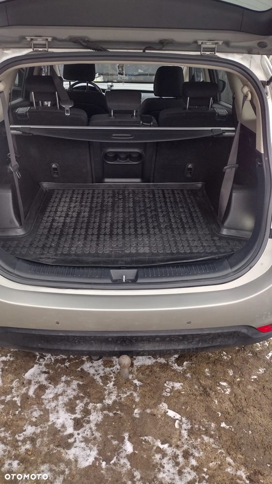 Kia Carens 1.7 CRDi L 7os - 5