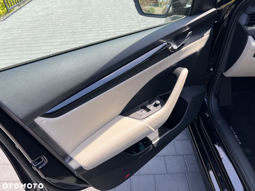 Skoda Octavia 2.0 TDI DSG Style - 6