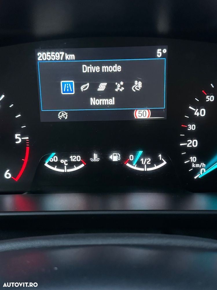 Ford Focus 1.5 EcoBlue Start-Stopp-System ACTIVE X - 37