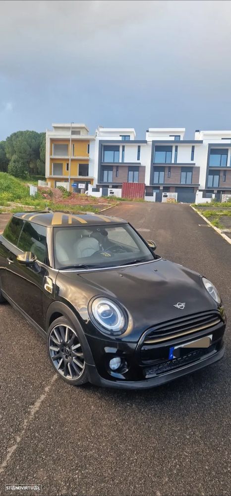 MINI 3 Portas Cooper D - 1