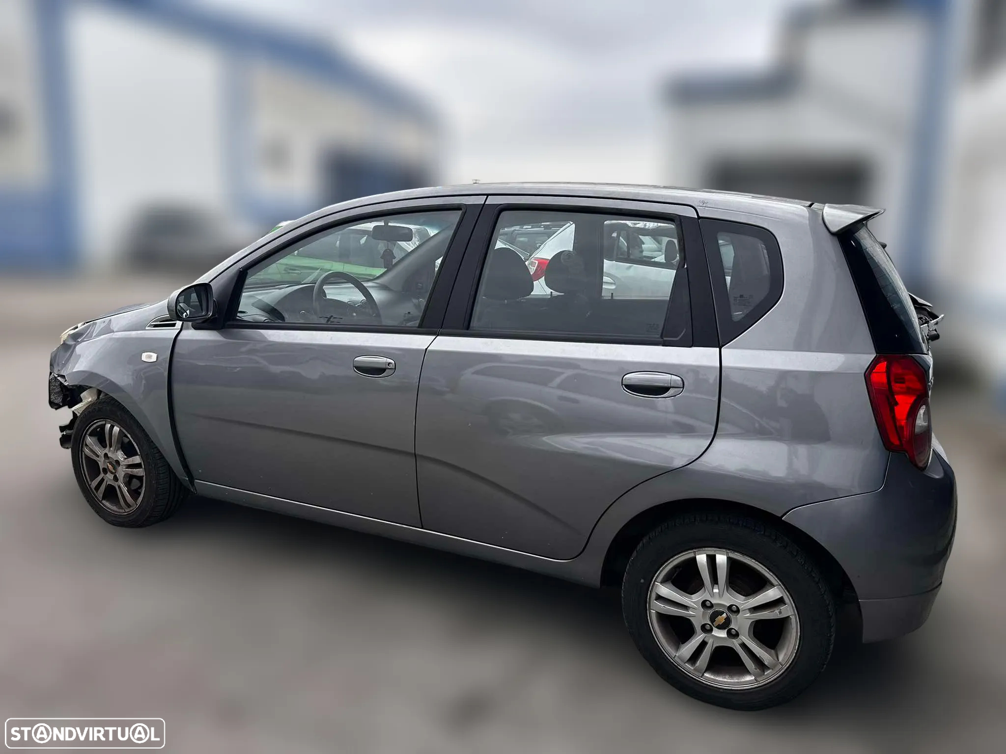 Chevrolet Aveo 1.2i de 2008 para peças - 4
