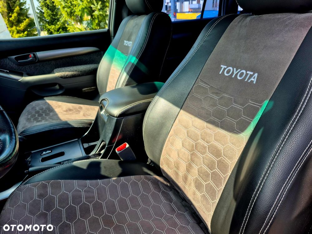 Toyota Land Cruiser 3.0 D Luna - 22